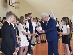 zrsz-2022-2023-07